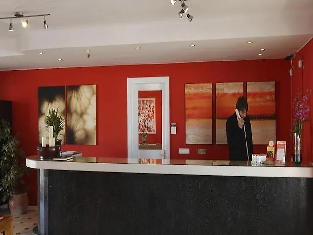 Pueblos Aparthotel 2*