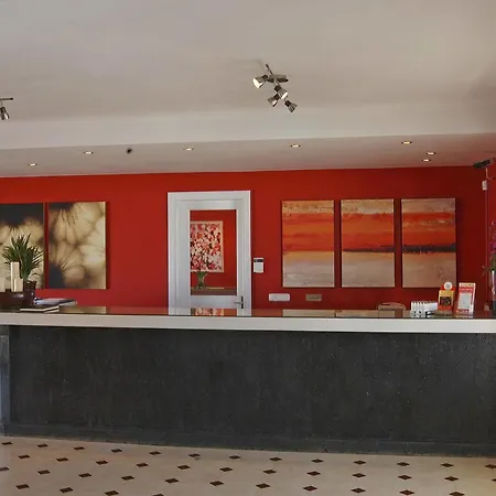 Pueblos Aparthotel 2*
