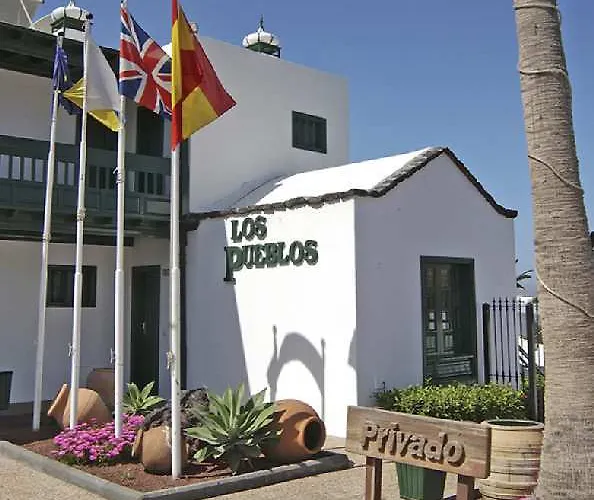 Ξενοδοχείο με διαμερίσματα Pueblos 2*